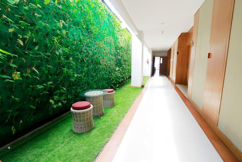 Yellow Star Gejayan Hotel Kejayan Exterior photo